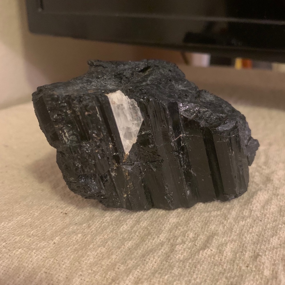 Black Tourmaline w/ Quarts!